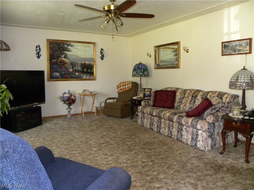 Cresthaven - Residential