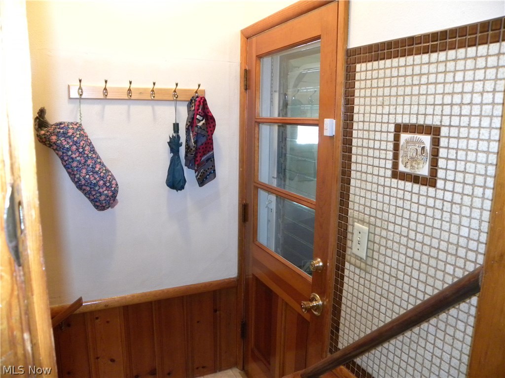 Cresthaven - Residential