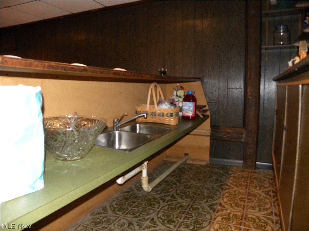 Cresthaven - Residential