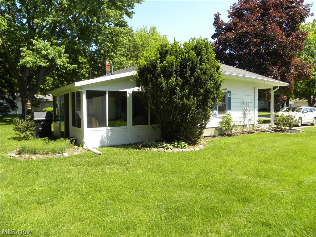 Cresthaven - Residential