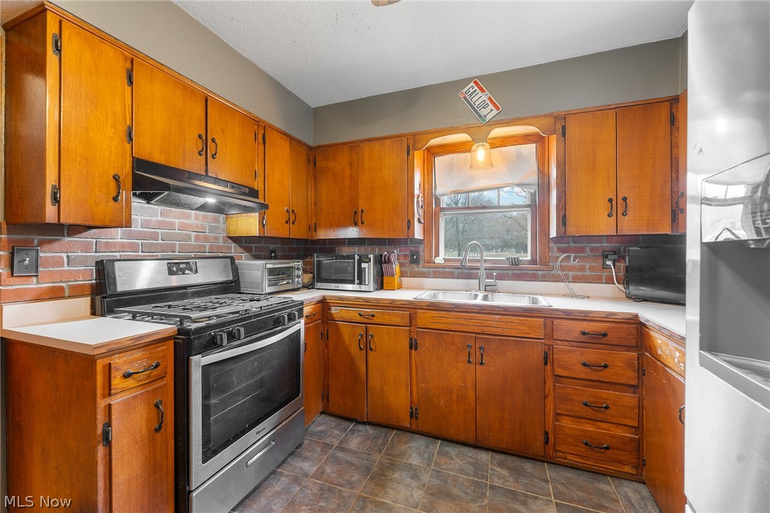 Great Salt Spgs Sec 28 - Residential