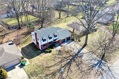 Tiny photo for 8351 Chesterton Drive, Youngstown, OH 44514 (MLS # 5203235)