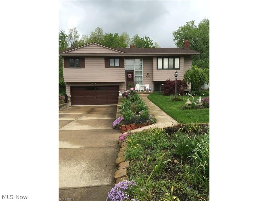 Well maintained home in Park Ridge. This bi-level home features 3 bedrooms, large living room, dining room and a finished rec room in the basement with a full bath. Front door opens to a ceramic tile floor with stairs leading upstairs. First floor has beautiful hardwood floors through out. Living / Dining area is great for entertaining, dining room doors to large deck/patio area. Basement features a finished rec room with a fireplace, full bath and an additional kitchen area. Improvements include: Furnace (2009) Roof (2008) this was a complete tear off, updated electrical panel, large fenced in yard with a shed. Great curb appeal on a quiet street and desired location. All appliances stay!