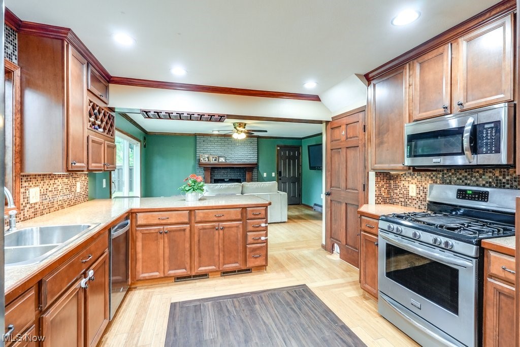 360 Forest Meadows Drive, Medina, Ohio image 15