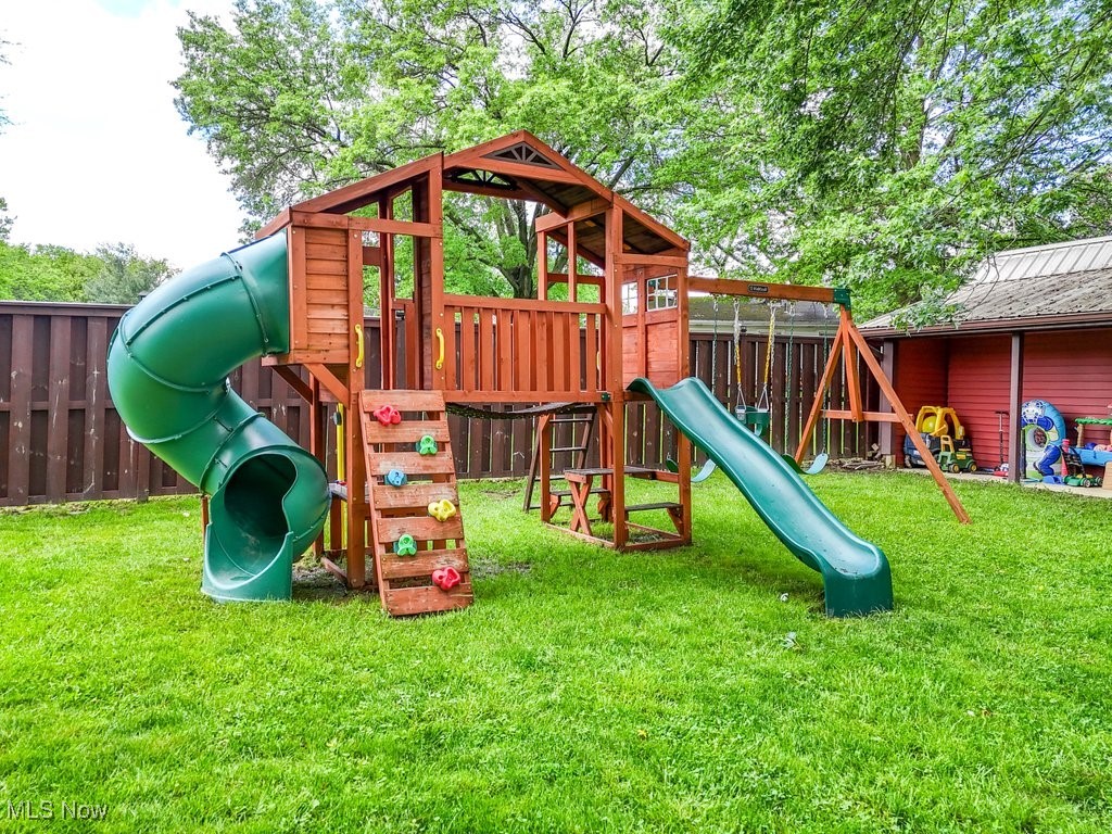 360 Forest Meadows Drive, Medina, Ohio image 34