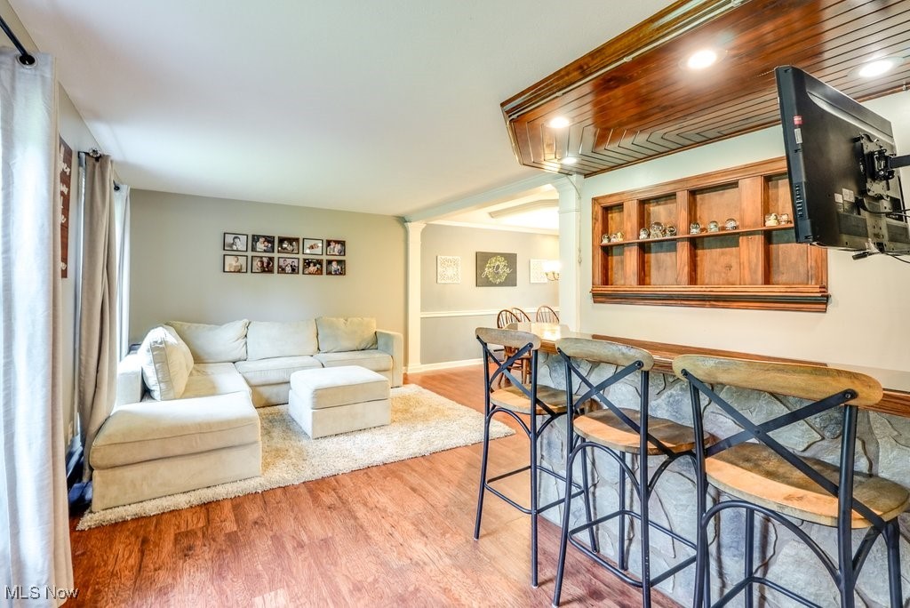 360 Forest Meadows Drive, Medina, Ohio image 3