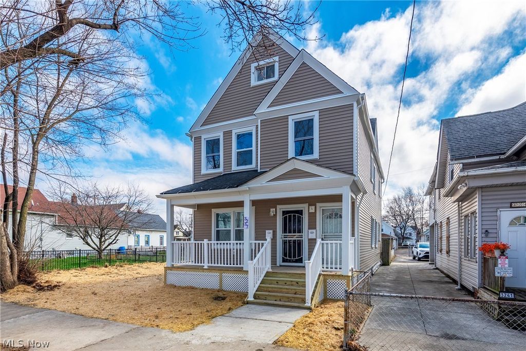 Photo of 3237 Seymour Avenue, Cleveland, OH 44113 (MLS # 5196891)