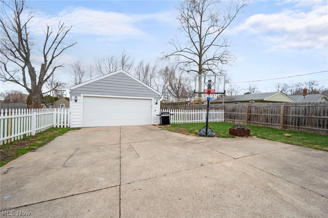 Euclid Erie Park - Residential