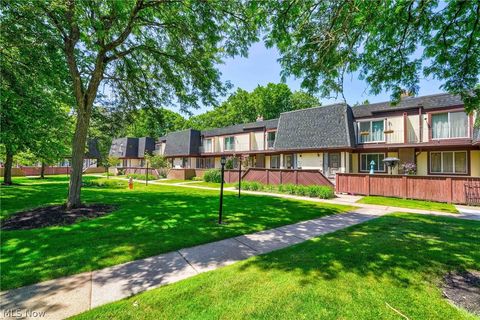 Condo For Sale - 6462 State Road #26<br/> Parma, OH 44134
