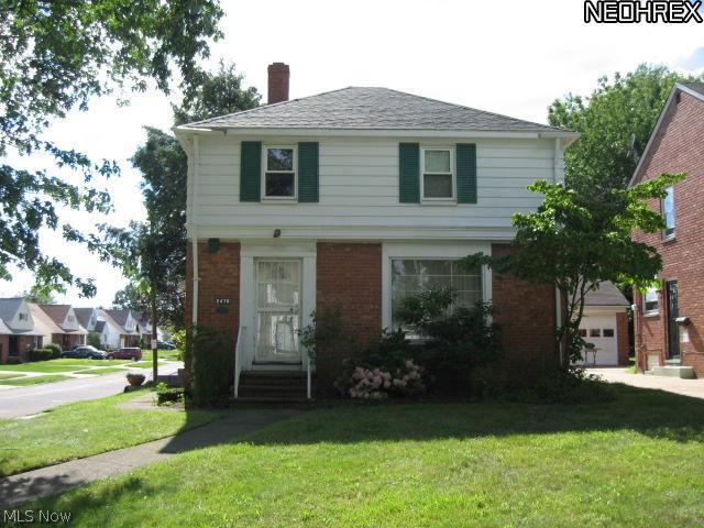 Charming 3 Bdrm Colonial Home Has An Updated Kitchen W/Formal Dining Rm, Newer Roof, 100 Amp Electrical Service, 2004, 40 Gal Water Heater, 2005. Lower Level Family Rm Leads To The Laundry Area And Out To The Attached Garage. This is a short sale. Buyer to assume all city violations.