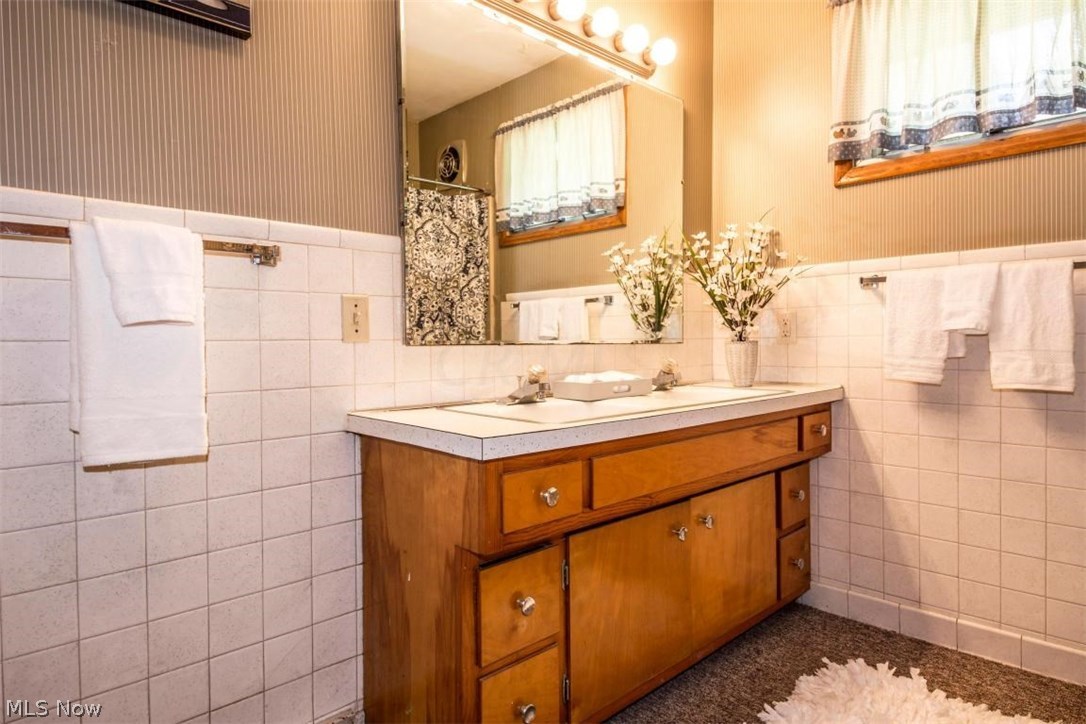 Sunrise Acres 1st Add - Residential