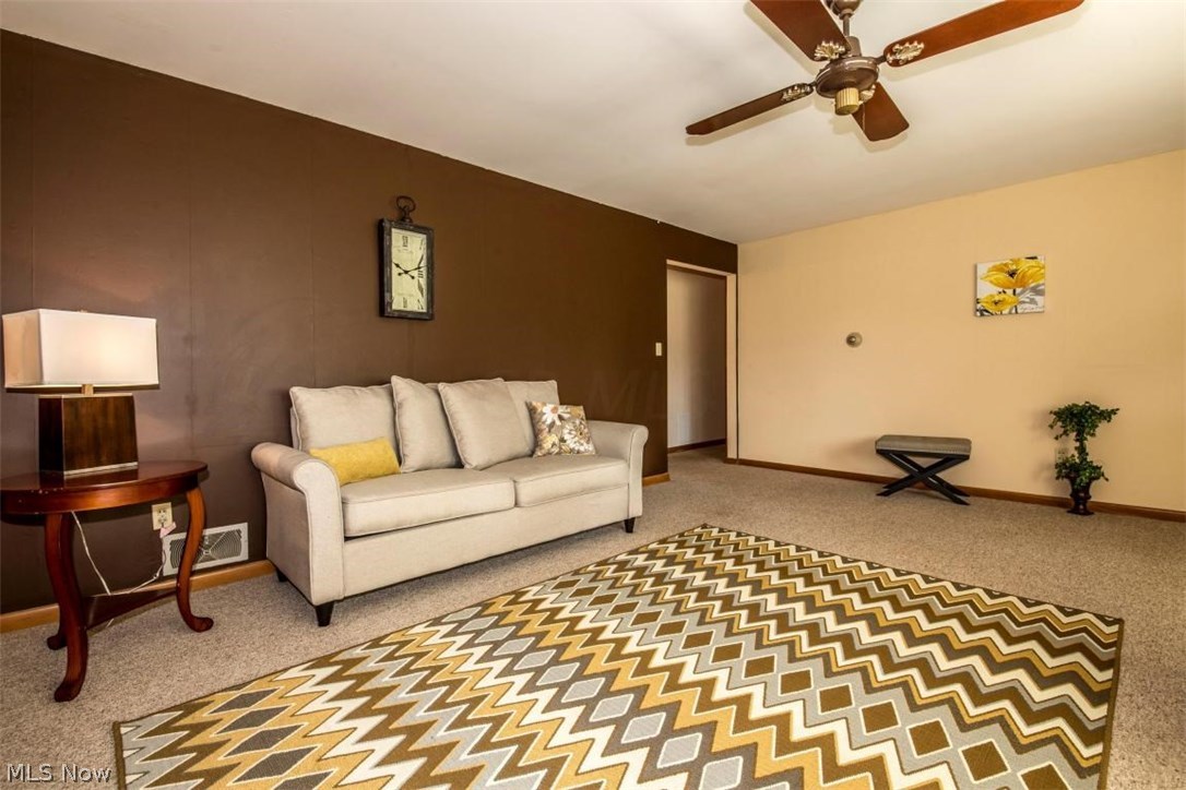 Sunrise Acres 1st Add - Residential