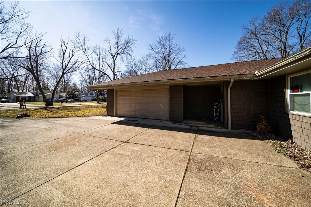 Lake Shore Blvd Estates - Residential