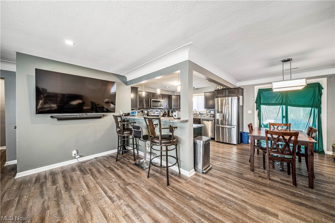 Lake Shore Blvd Estates - Residential