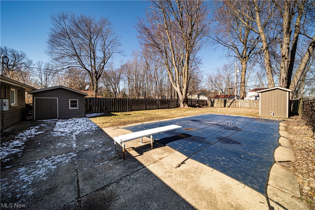 Lake Shore Blvd Estates - Residential