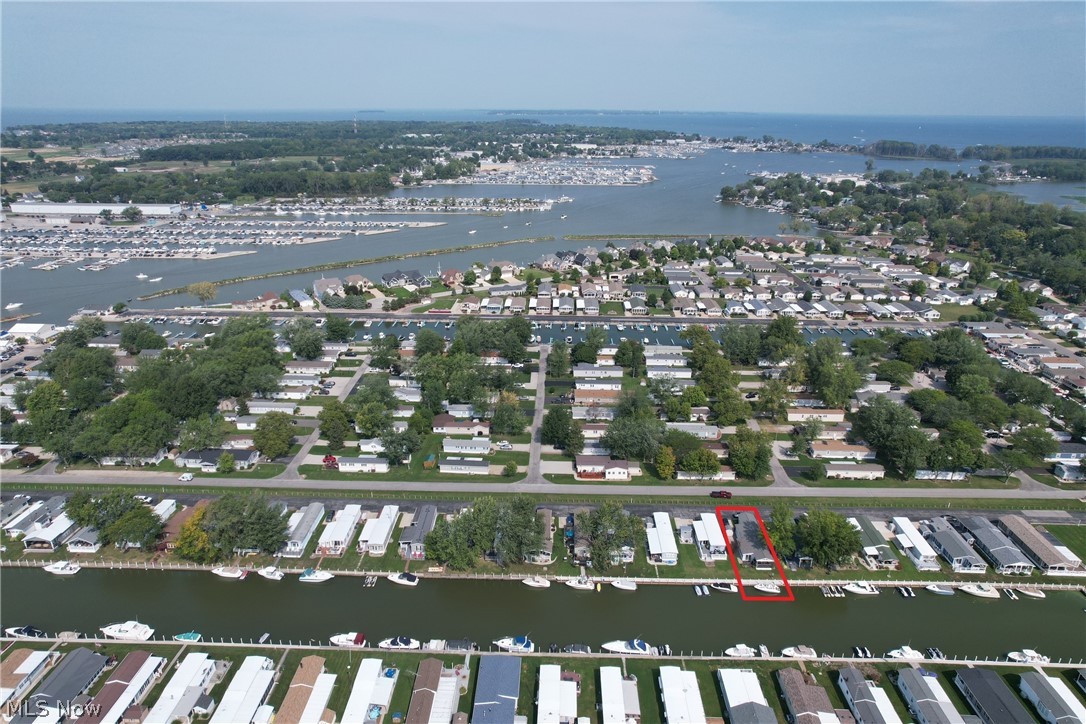 West Harbor Lagoons Boataminiu - Residential