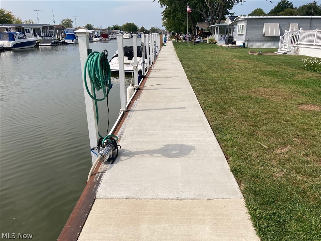 West Harbor Lagoons Boataminiu - Residential