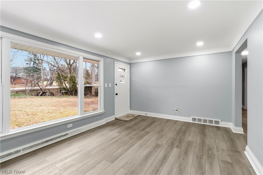 Emerman Corps Delsey Drive Su - Residential