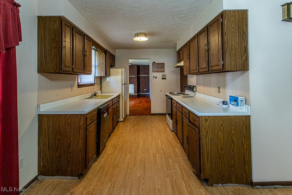 Lyndhurst - Residential