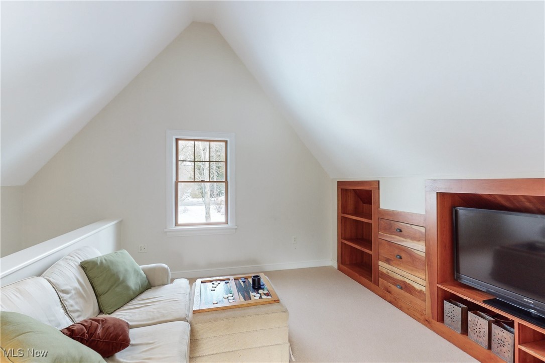 Orange, Ohio 44022, United States, 3 Bedrooms Bedrooms, ,2 BathroomsBathrooms,Residential,Pending,24348