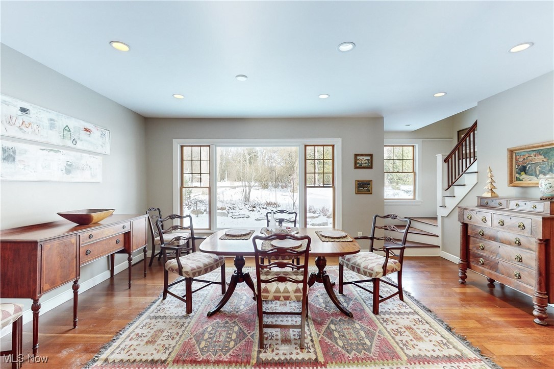 Orange, Ohio 44022, United States, 3 Bedrooms Bedrooms, ,2 BathroomsBathrooms,Residential,Pending,24348