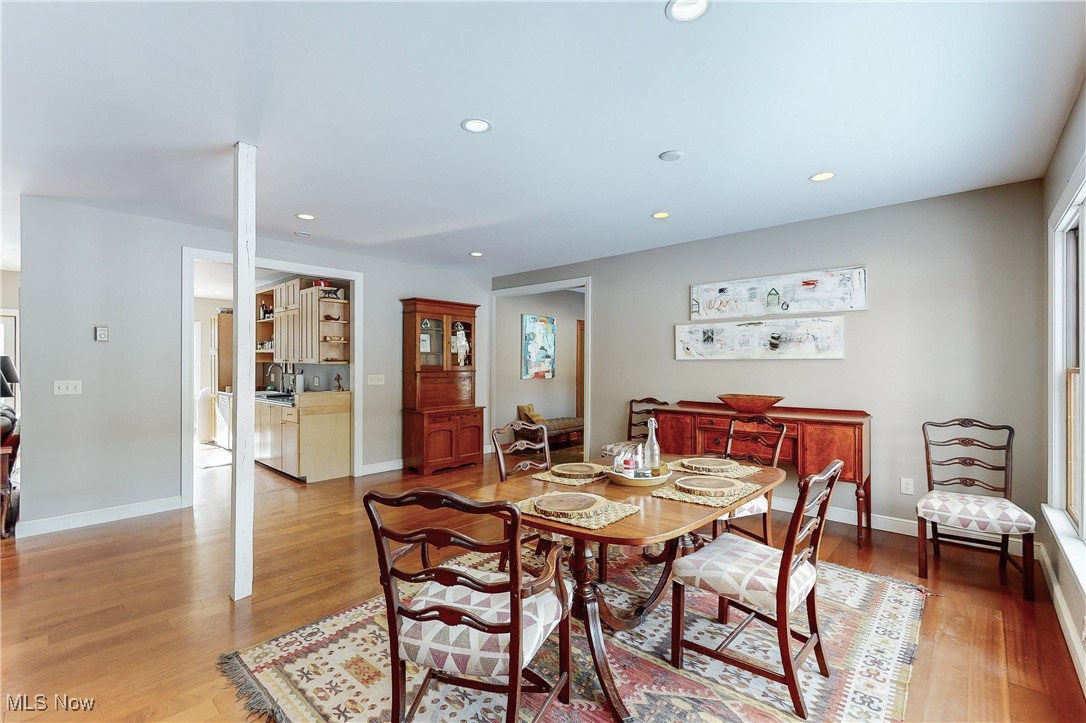 Orange, Ohio 44022, United States, 3 Bedrooms Bedrooms, ,2 BathroomsBathrooms,Residential,Pending,24348