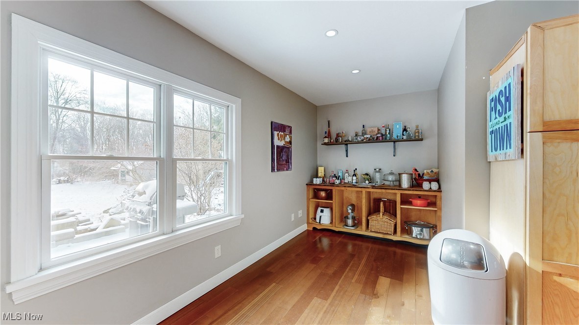 Orange, Ohio 44022, United States, 3 Bedrooms Bedrooms, ,2 BathroomsBathrooms,Residential,Pending,24348