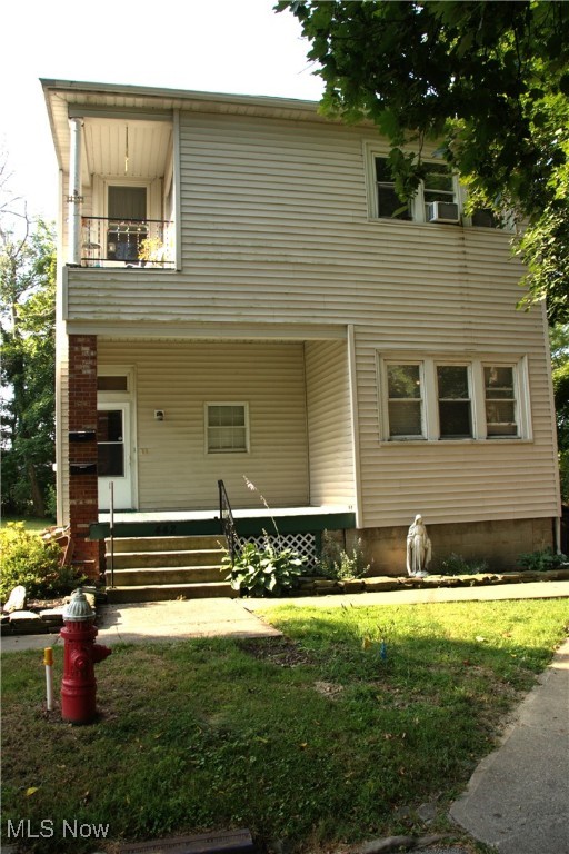 Great investor opportunity or owner occupant looking for additional income. A tri-plex located by downtown Elyria at the end of a dead end street with a wooded lot. There are two one bedroom units upstairs each with their own full kitchen and full bathroom. The two upstairs units are rented month to month with a combined income of $950 per month. The vacant lower unit consists of a full kitchen, family room, dining room, and bedroom with a loft.