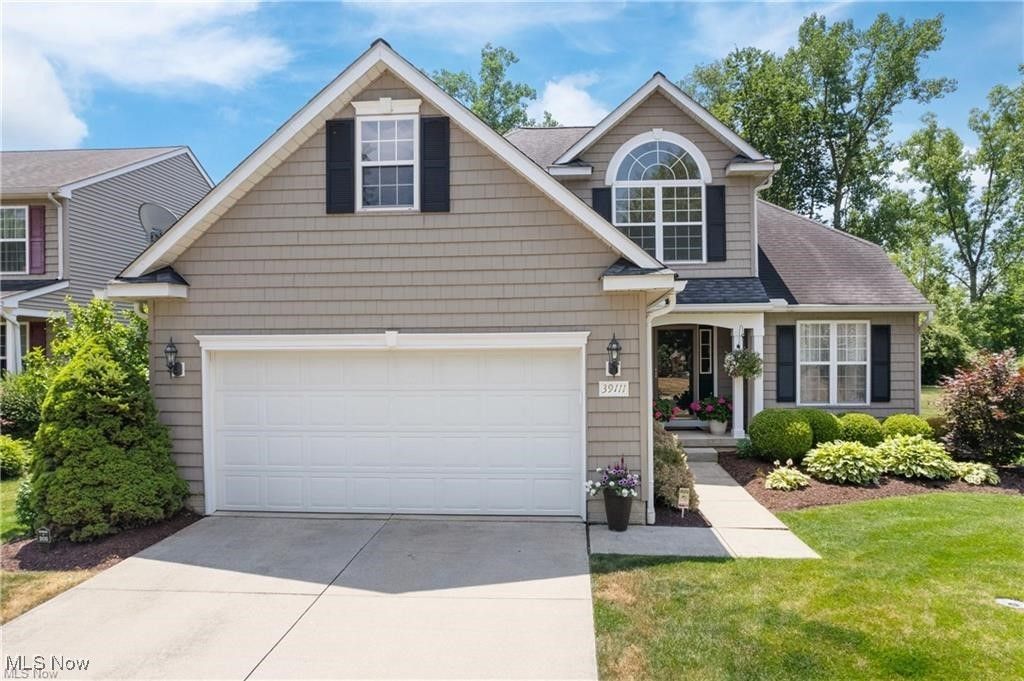 Photo of 39111 Princeton Circle, Avon, OH 44011 (MLS # 5173236)