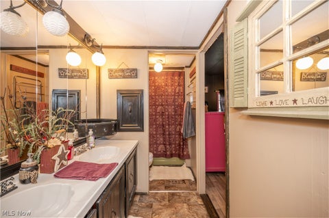 Tiny photo for 5540 State Route 170, East Palestine, OH 44413 (MLS # 5254176)