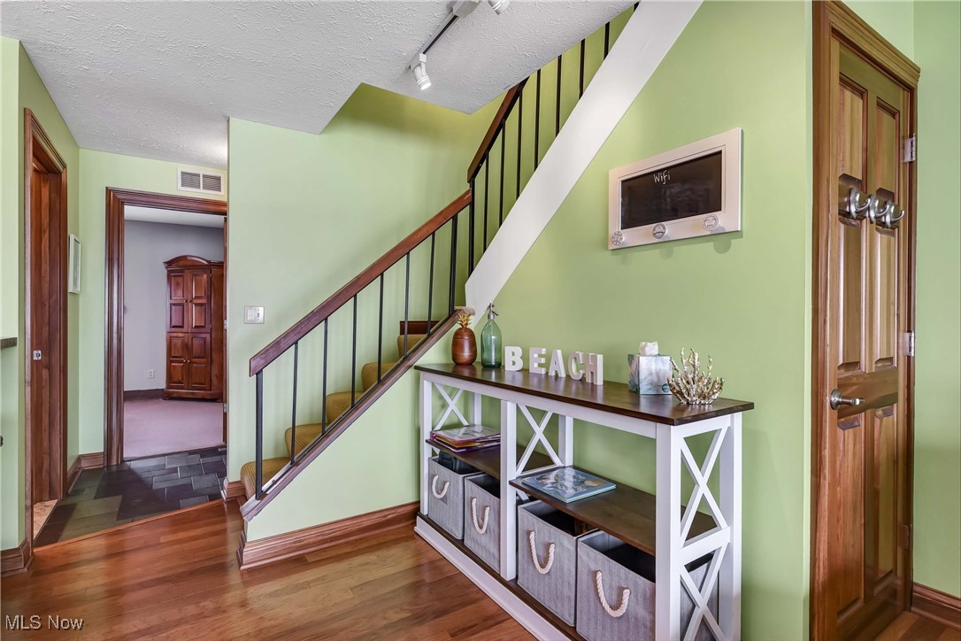 509 W Lakeshore Drive #E-6, Port Clinton, Ohio image 9