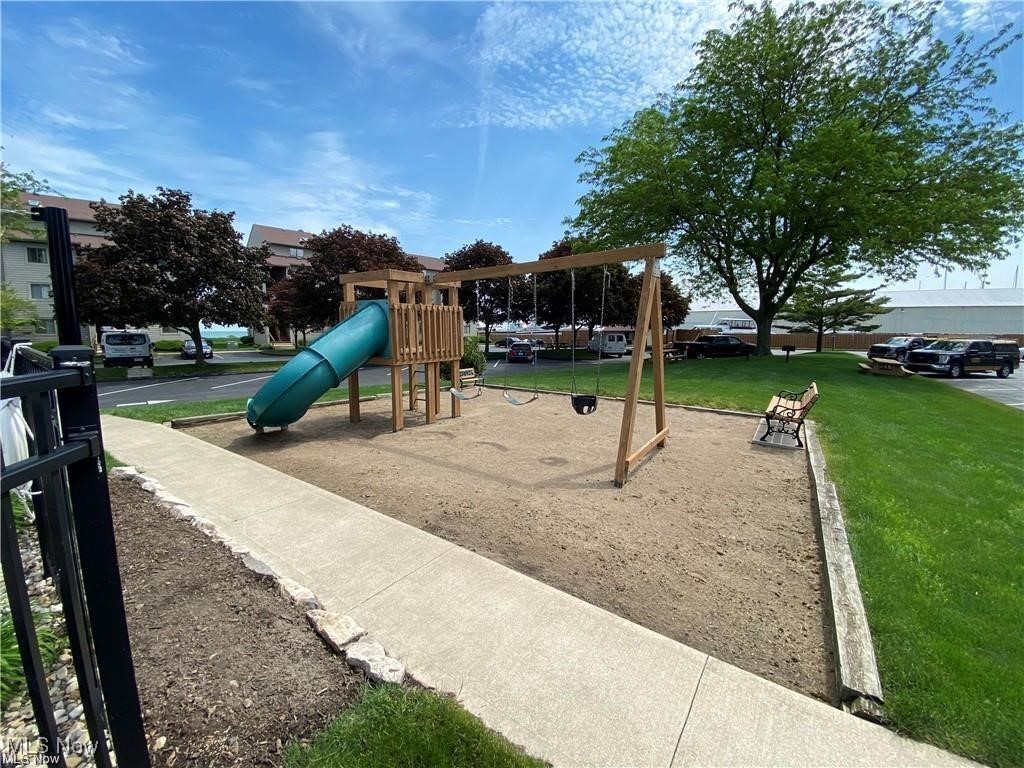 509 W Lakeshore Drive #E-6, Port Clinton, Ohio image 38