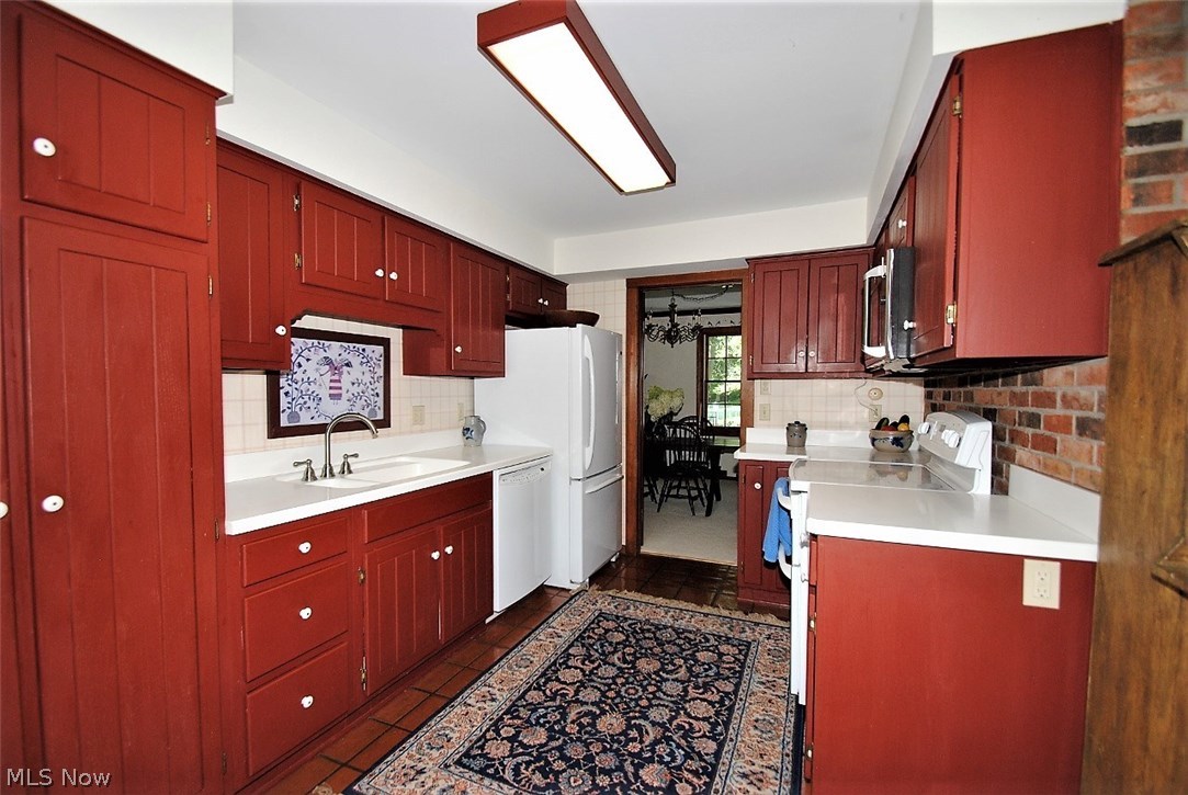 Village In 07 Hills - Residential