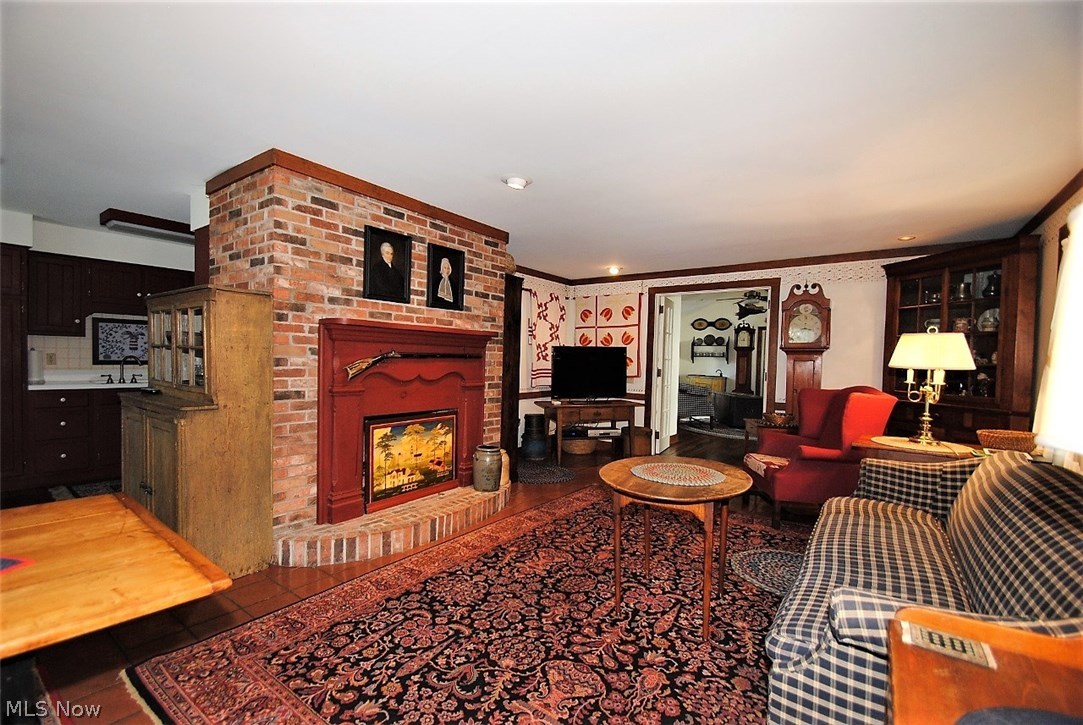 Village In 07 Hills - Residential