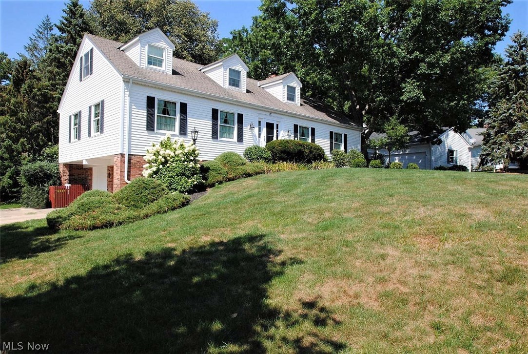 Village In 07 Hills - Residential