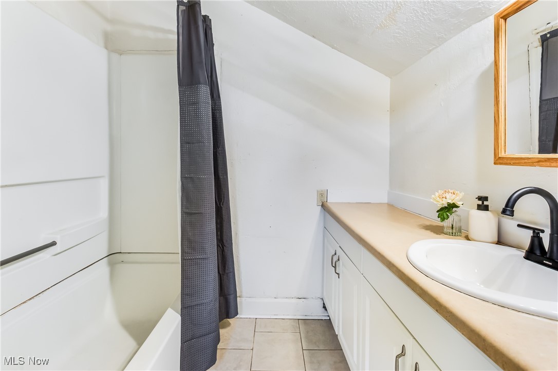 City/Youngstown - Residential