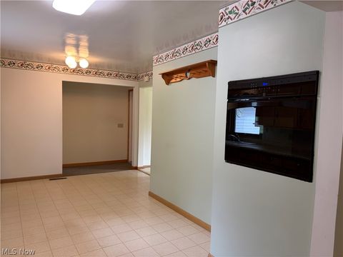 Tiny photo for 2821 Trabar Drive, Willoughby Hills, OH 44092 (MLS # 5210613)