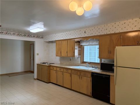 Tiny photo for 2821 Trabar Drive, Willoughby Hills, OH 44092 (MLS # 5210613)
