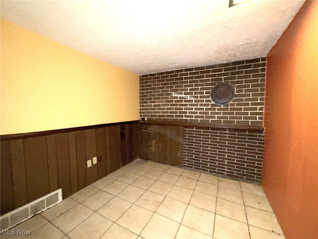 Cleveland Beach - Residential