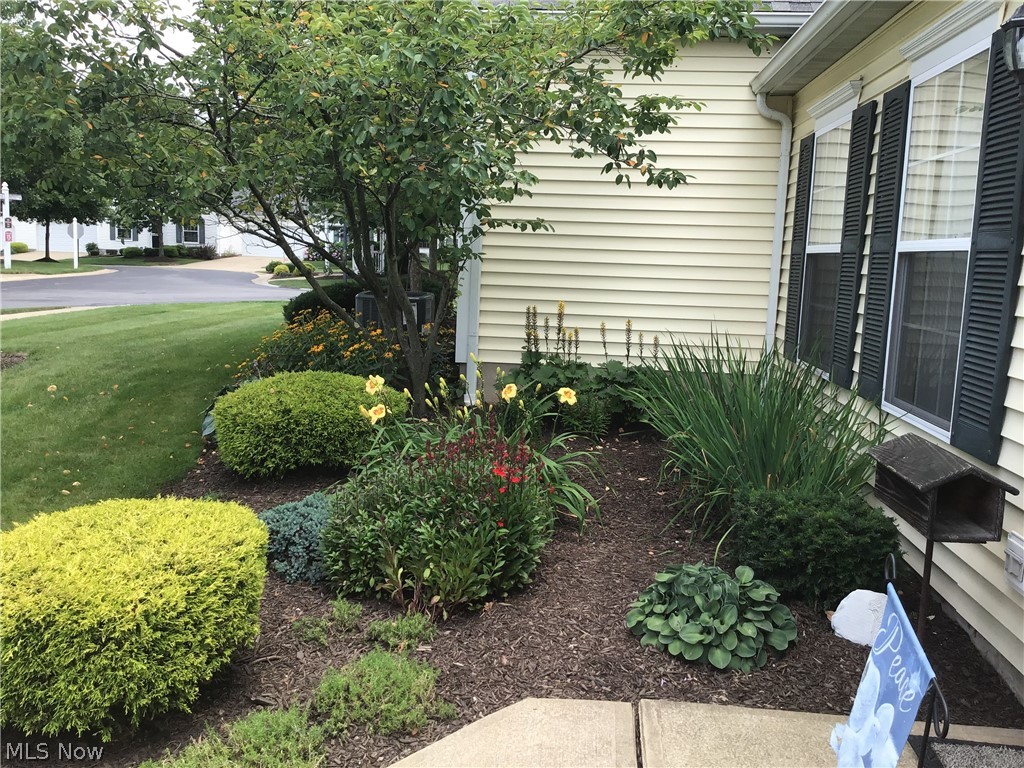 Parkside/Eastwood Village Condo - Residential