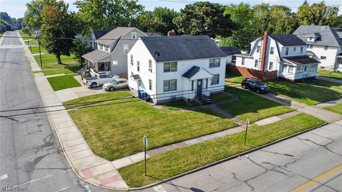 1101 W 5th Street
