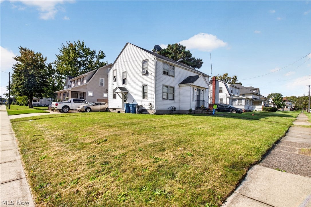 1101 W 5th Street