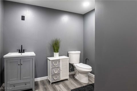 Tiny photo for 3849 E Lakeside Avenue #203, Cleveland, OH 44114 (MLS # 5176152)