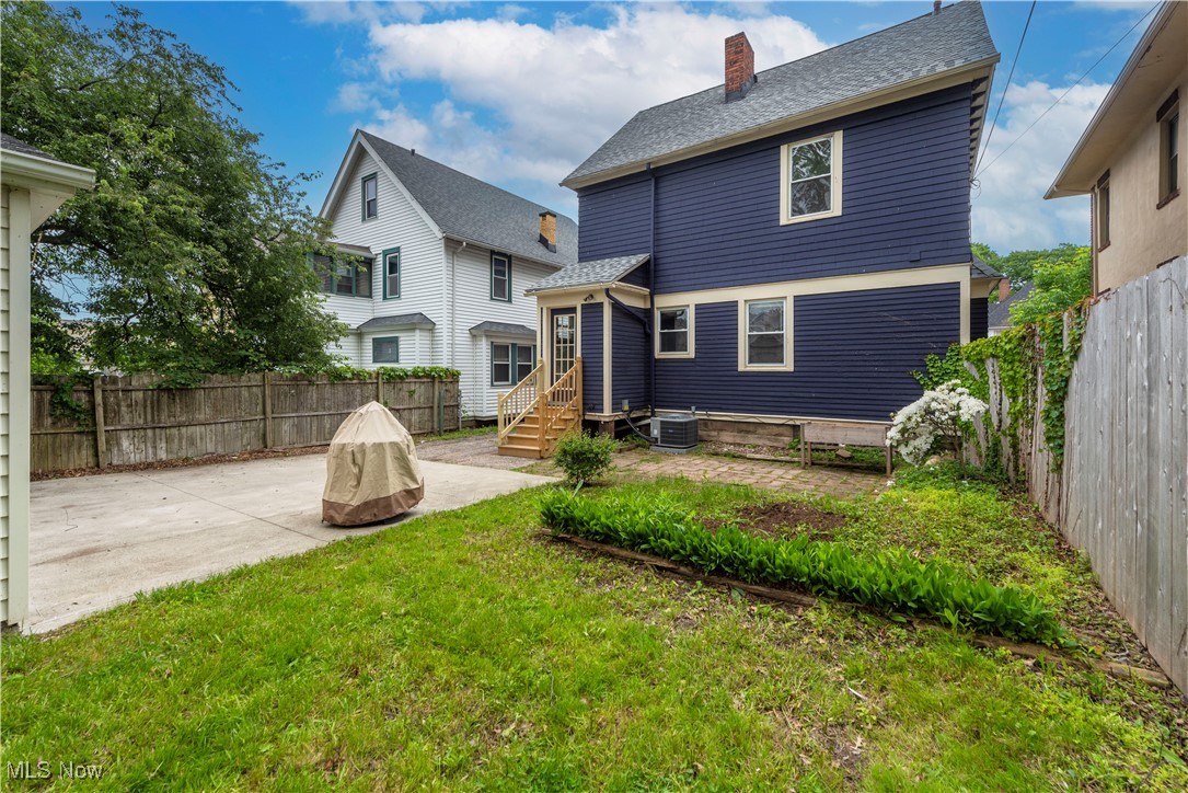 1468 Alameda Avenue, Lakewood, Ohio image 38