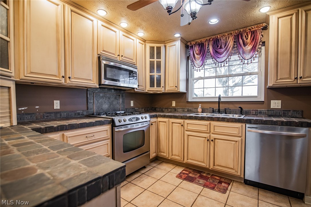 M & P Adn - Residential