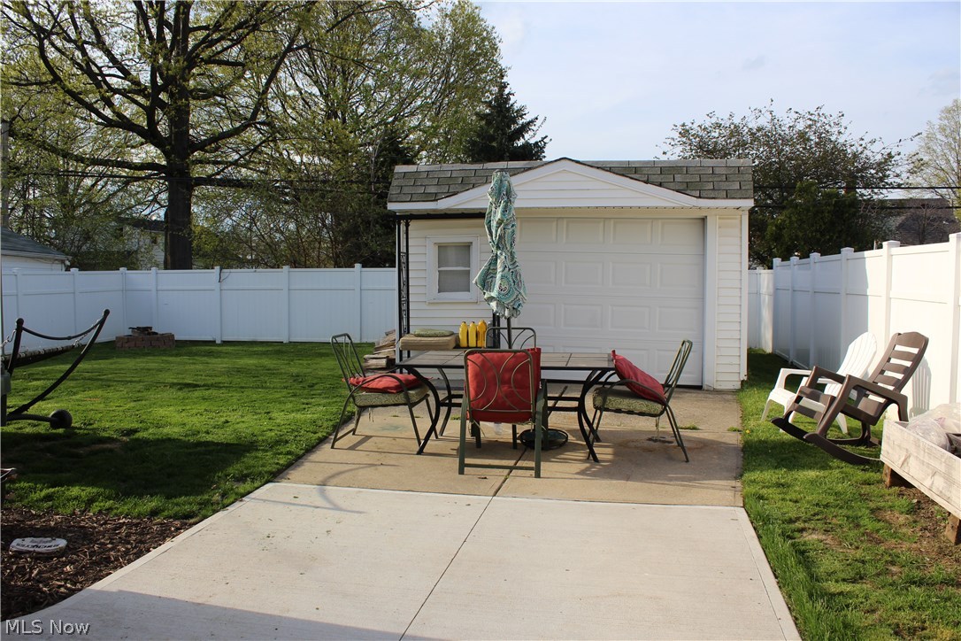 Milan S Kapels - Residential