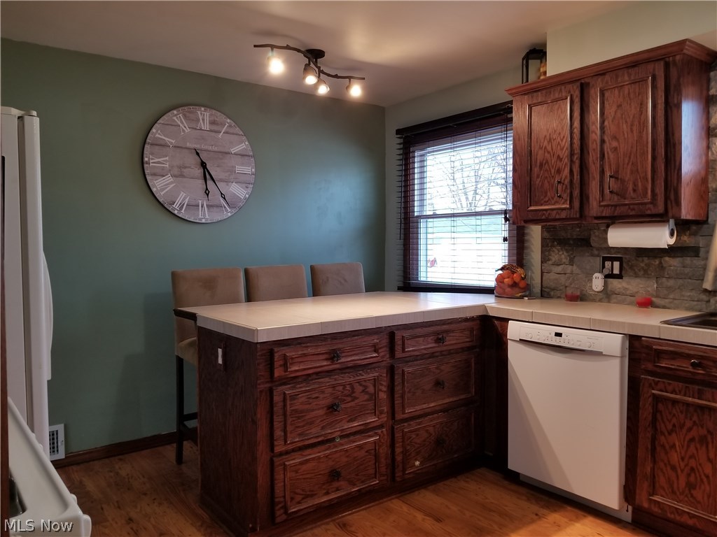 Milan S Kapels - Residential