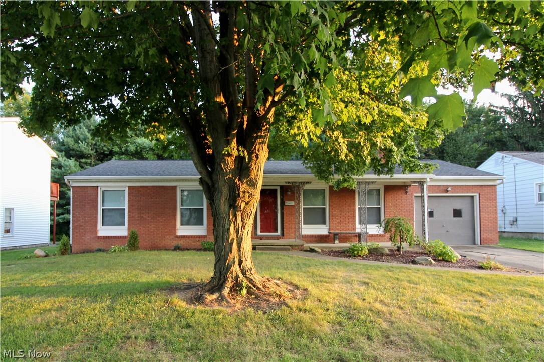 Applewood Acres - Residential