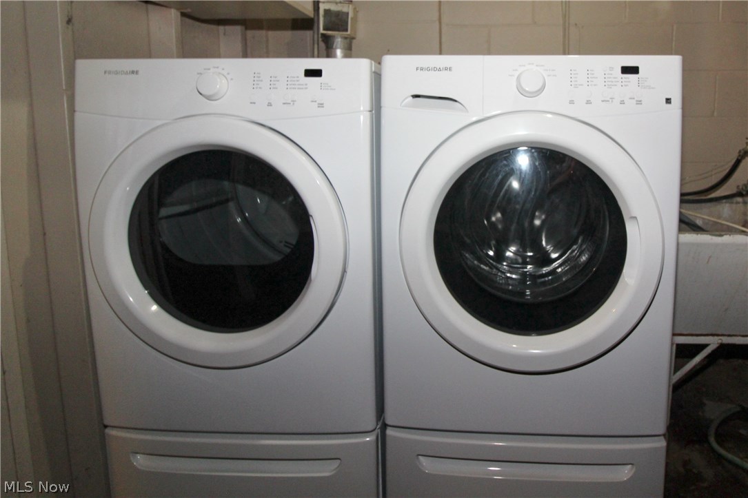 Applewood Acres - Residential