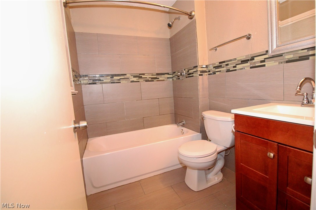 Applewood Acres - Residential